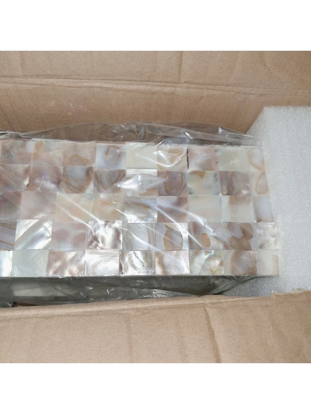 Milano NWT Mother Of Pearl Mosaic Rectagular Tissue Box Cover In Cream/Brown